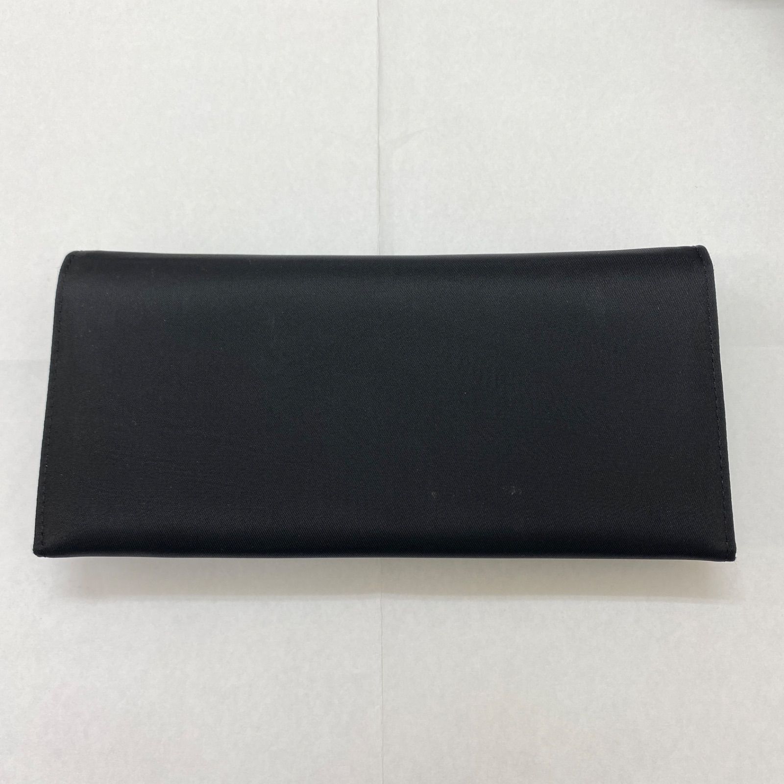 PRADA プラダ 長財布 二つ折り財布 ブラック ナイロン 三角