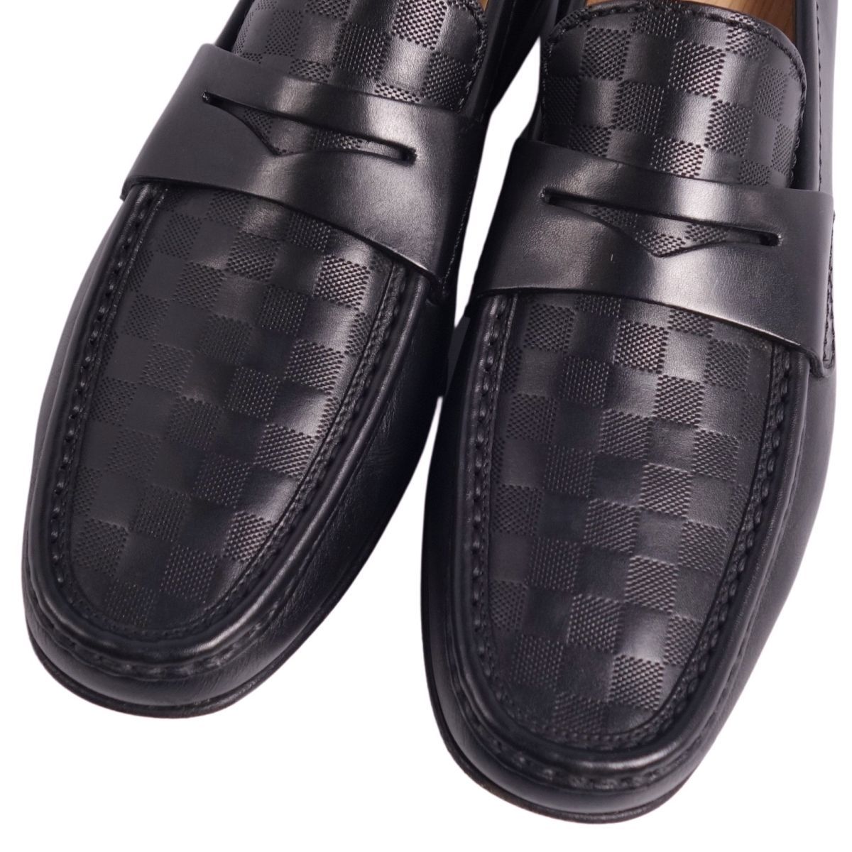 美品　ルイヴィトン　ダミエ　モカシンローファー黒 6 1/2 LOUIS VUITTON - 美品 ルイヴィトン LOUIS VUITTON ローファー コイン