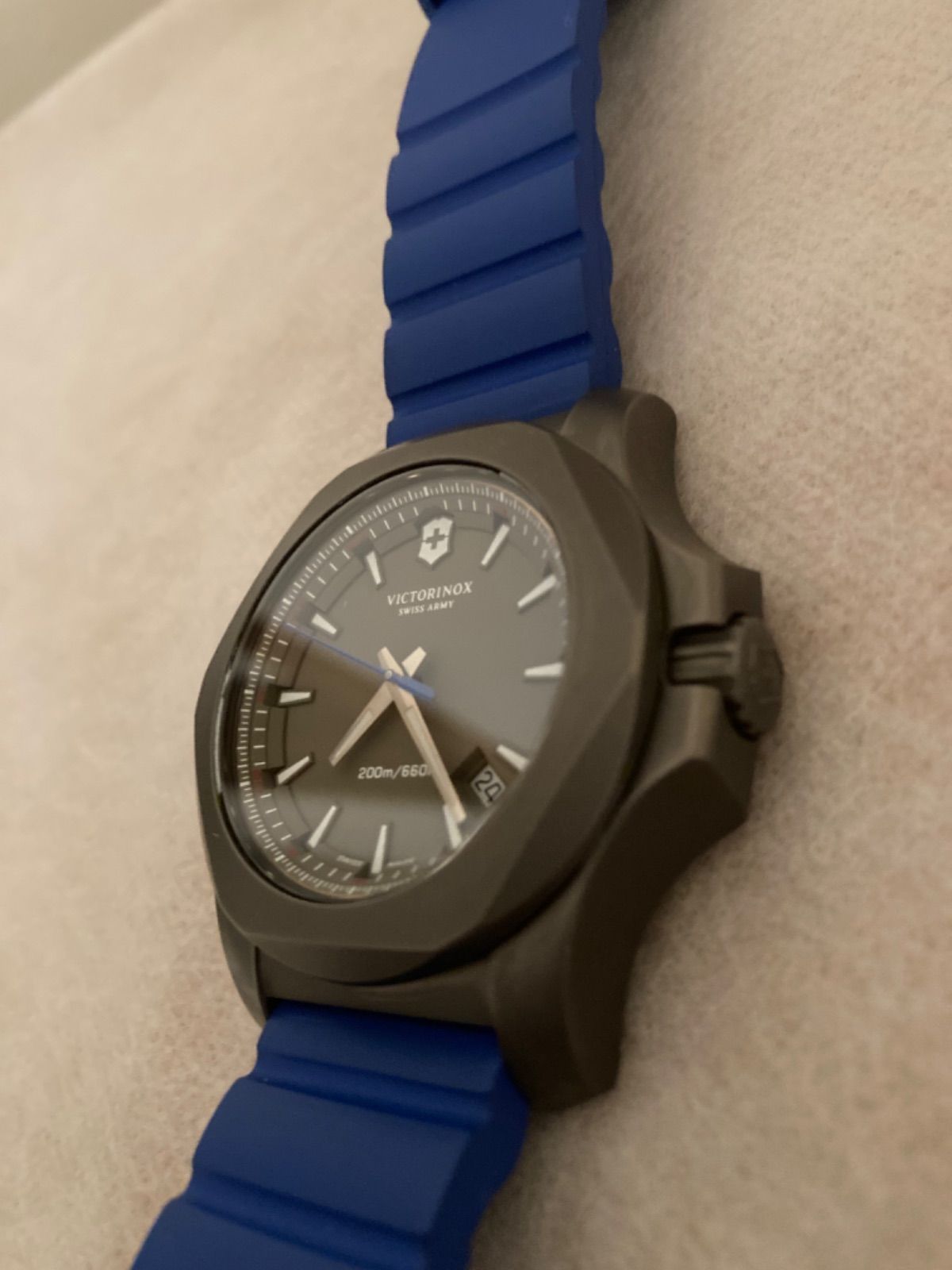 値下げ 稼働★ビクトリノックス イノックス INOX メンズ チタニウム 腕時計
