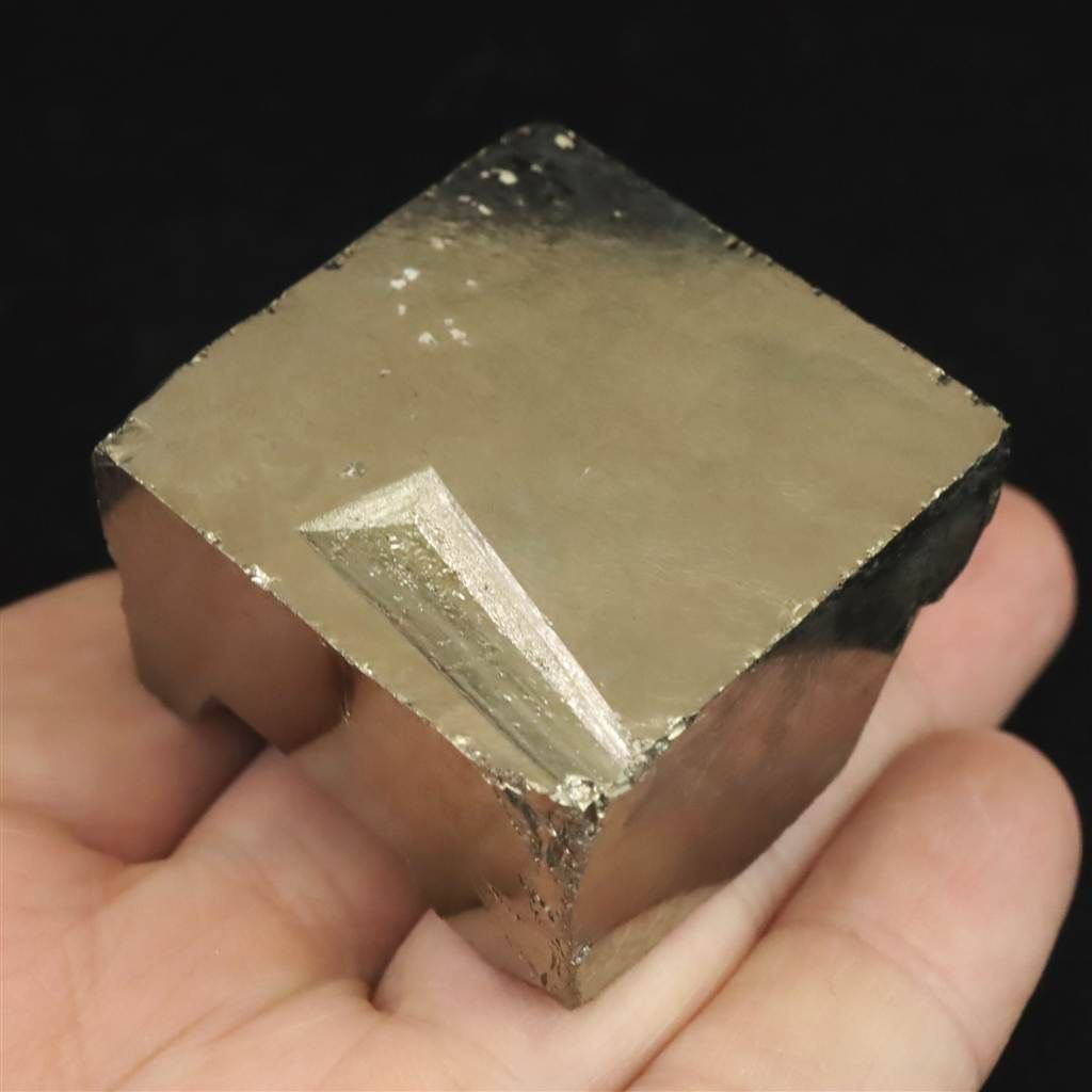 スペイン産 パイライト 黄鉄鉱 35mmキューブ 146.7g 【榎本通商