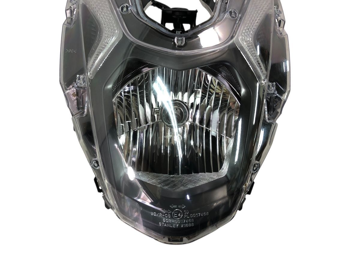 ヘッドライト 割れ欠け無し