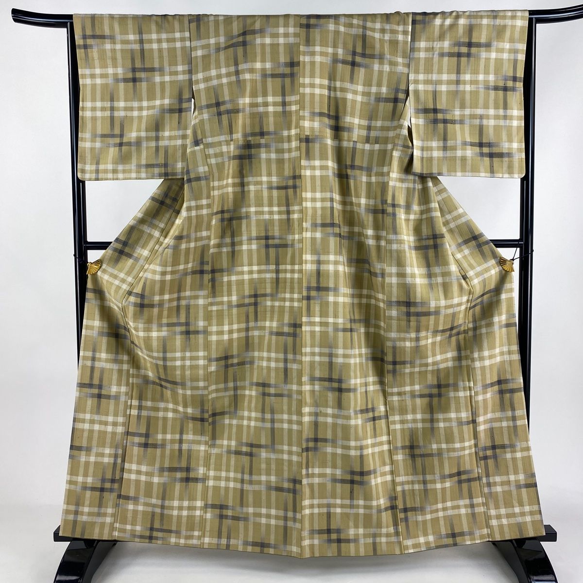 紬 身丈161cm 裄丈65cm M 袷 格子 ベージュ 正絹 名品