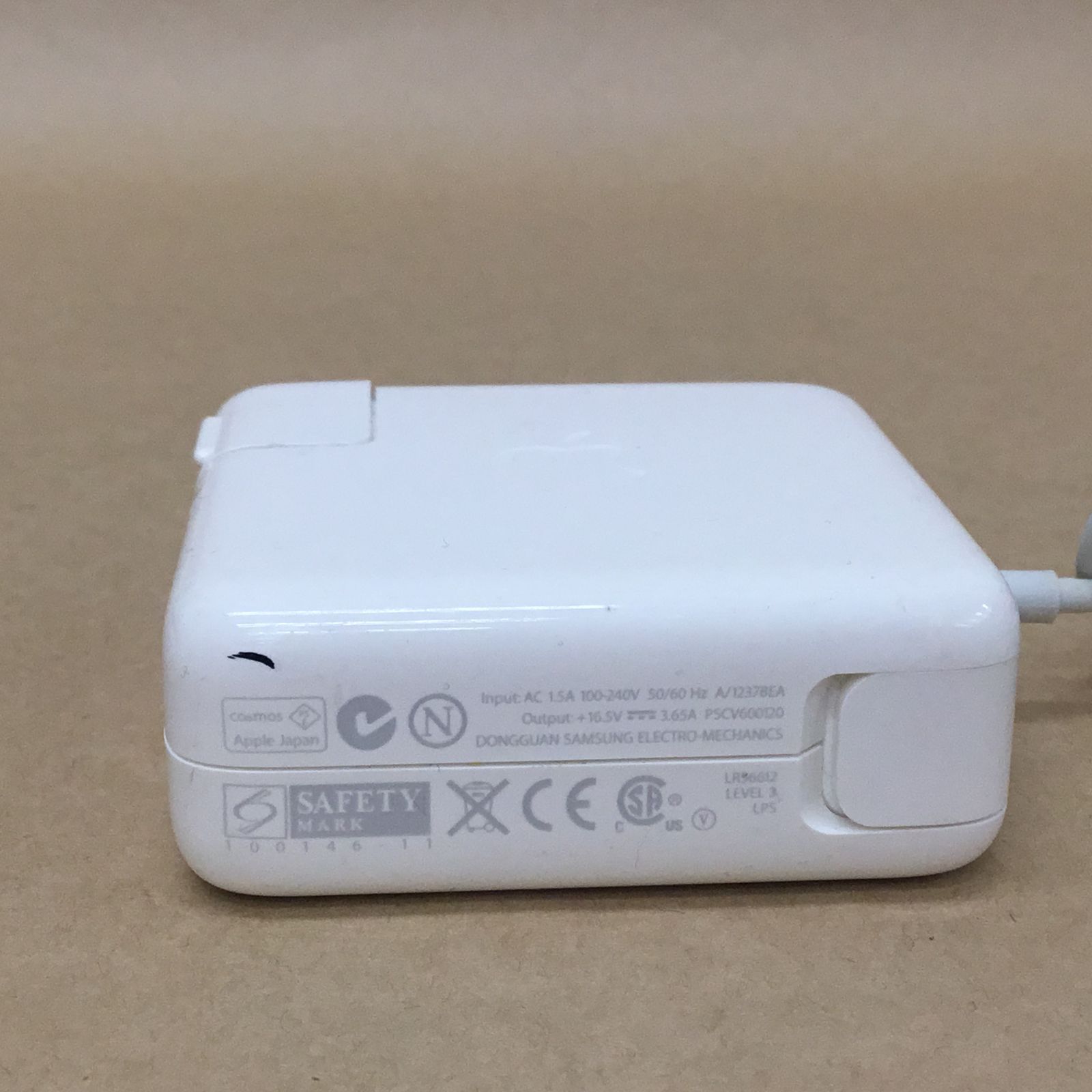 アップル 純正品 60W MagSafe Power Adapter A1344 100-240V-1.5
