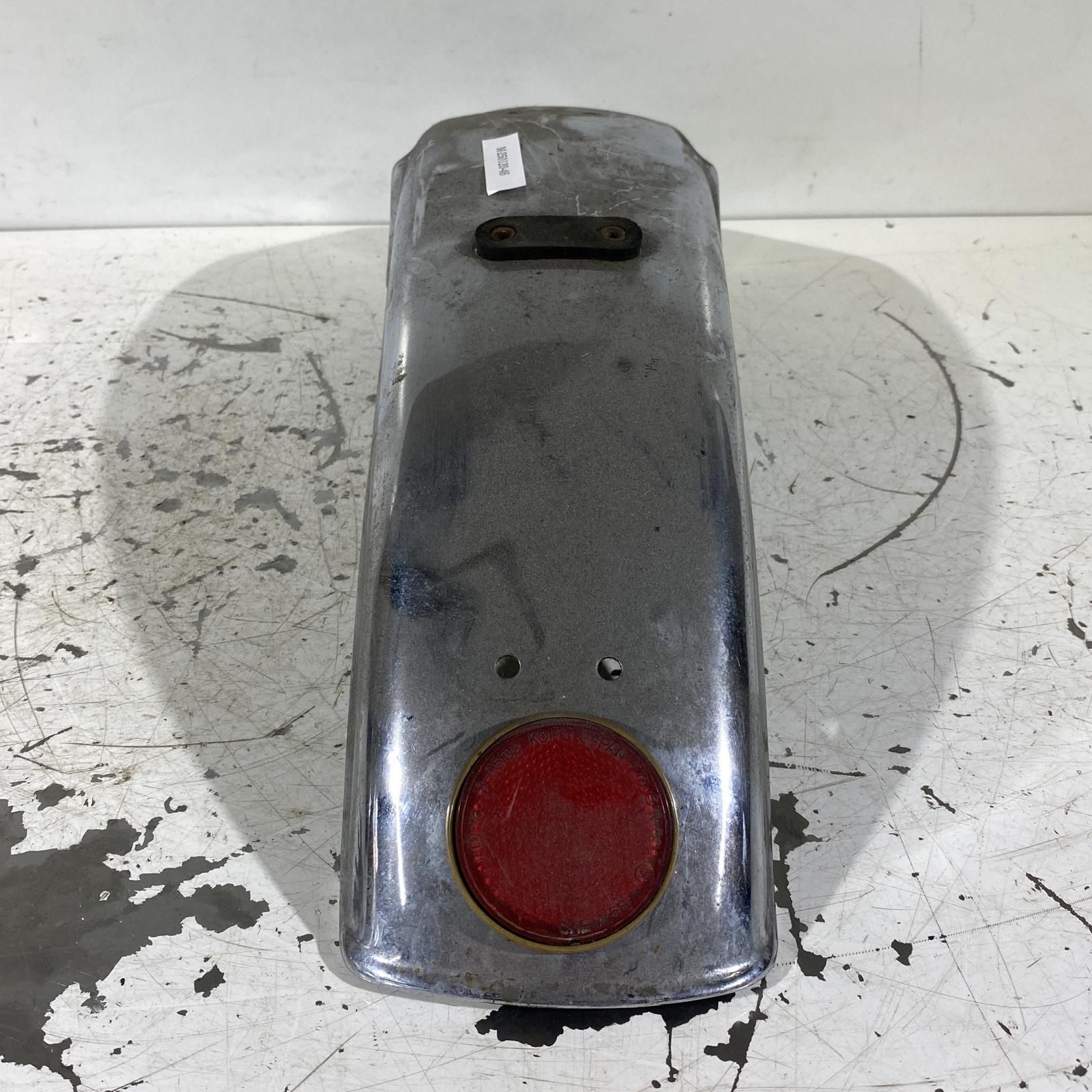 スズキ純正 GT380 リアフェンダー 程度中 GT550 サンパチ テール SUZUKI GT380 リアフェンダー スズキ スズキ純正 GT380 リア