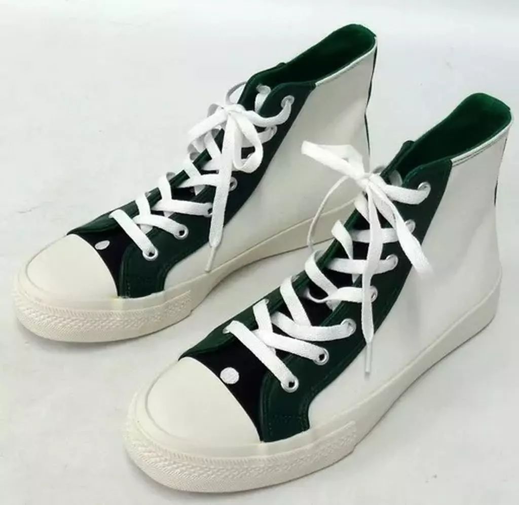 お買い得，低価 【中古】シューズ(キャラクター) 鏑木・T・虎徹モデル スニーカー 23cm 「TIGER＆BUNNY」 Tシャツ・アパレル