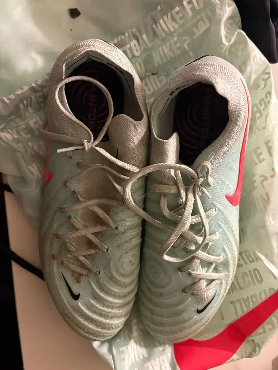 ナイキ FANTOM GX2 エリート AG 260 ミント色