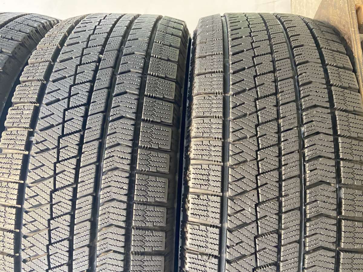 225 55R18 ブリヂストン ブリザック VRX2 タイヤ スタッドレスタイヤ 4本セット w18250906023 TRITUETUBI_COM
