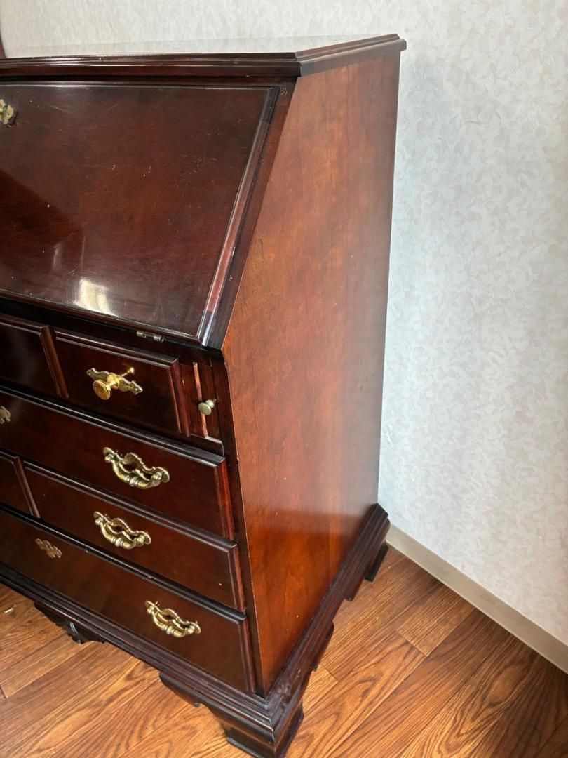 トーマスビル ライティングビューロー