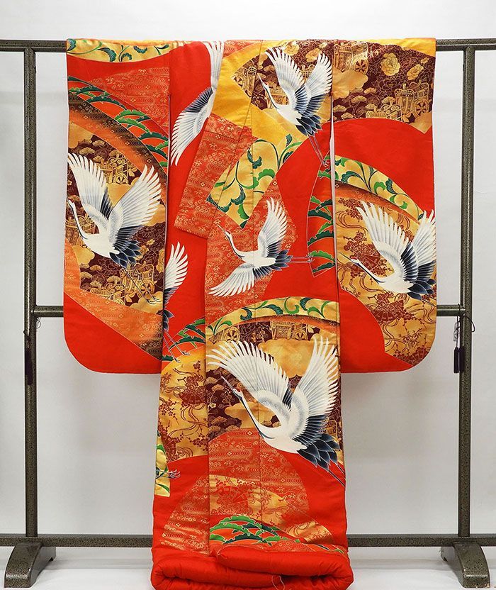 色打掛 正絹 吉祥扇面舞鶴模様 打掛 花嫁衣裳 婚礼 美品 リサイクル