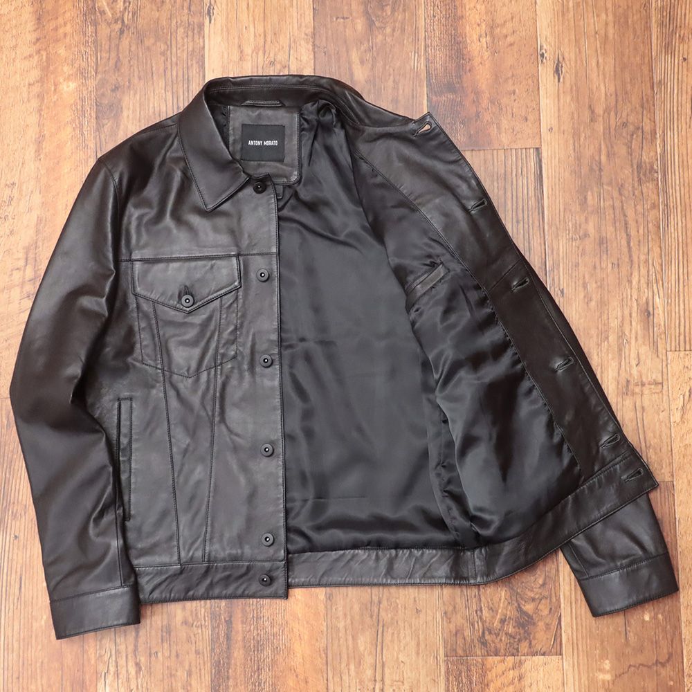 【本日限定】プラダ　PRADA ジャケット　ナイロンジャケット　ブルゾン PRADA ナイロンジャケット 52 ブラック prada ブルゾン ナイロン 新品