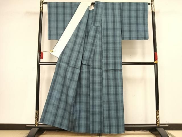 平和屋着物▽上質な紬　単衣　格子　正絹　逸品　未使用　AAAV2610fy 平和屋着物▽上質な紬 単衣 格子 正絹 逸品 未使用 AAAV2610fy - メルカリ