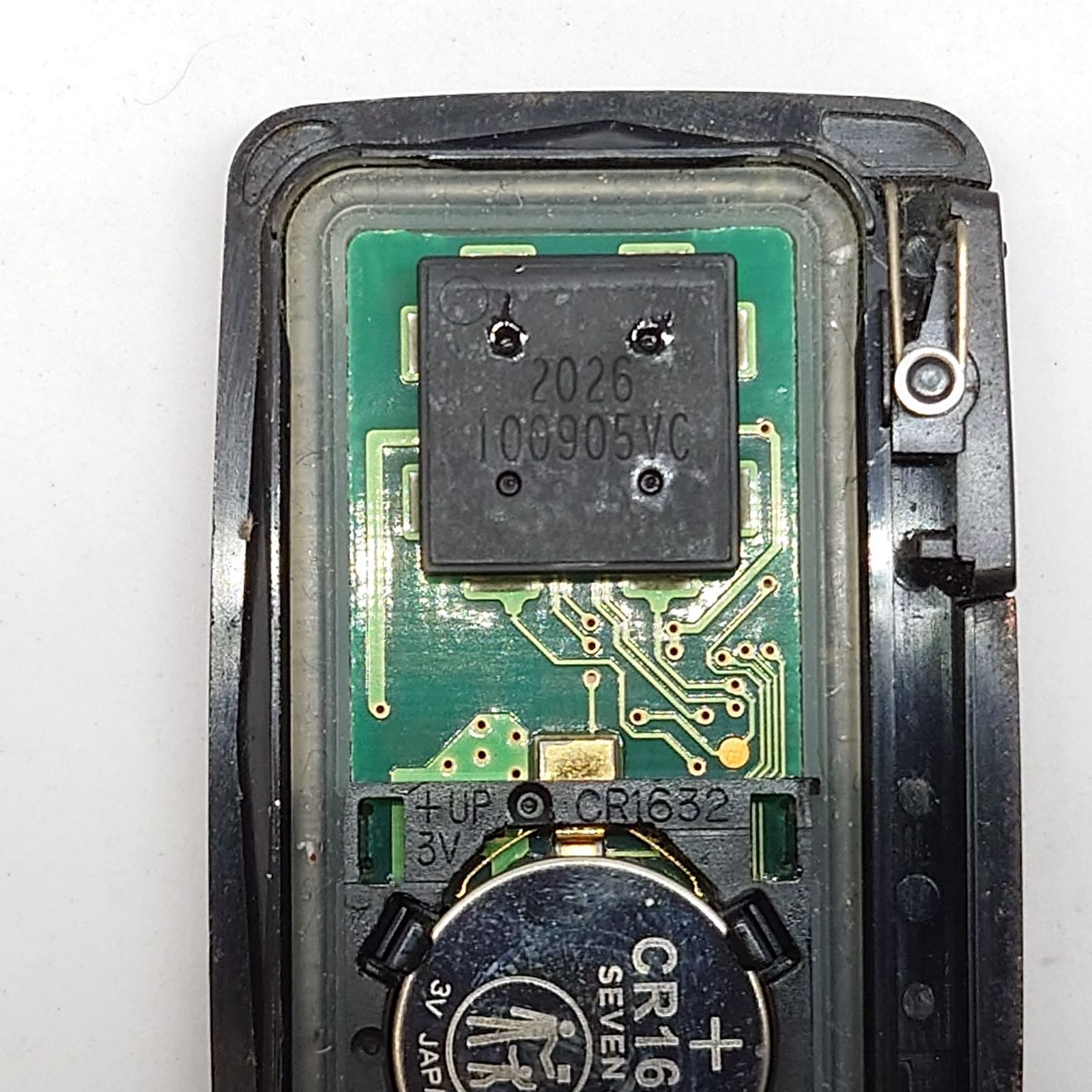 トヨタ TOYOTA ヴォクシー ZRR70 純正 スマートキー キーレス 4