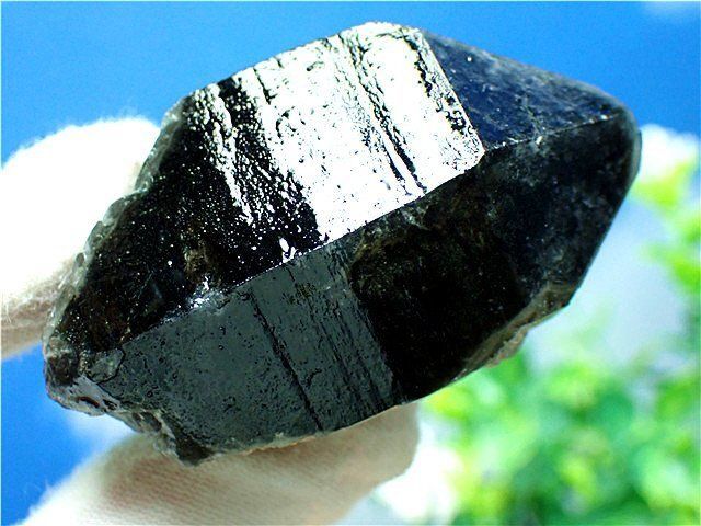 チベット産天然モリオン(黒水晶）原石B85C3/110C26D チベット産