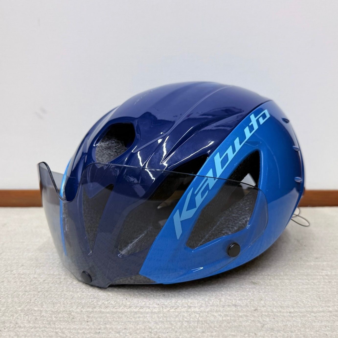 未使用品】 OGK Kabuto AERO-R2 カブト エアロ R2 エアロヘルメット 