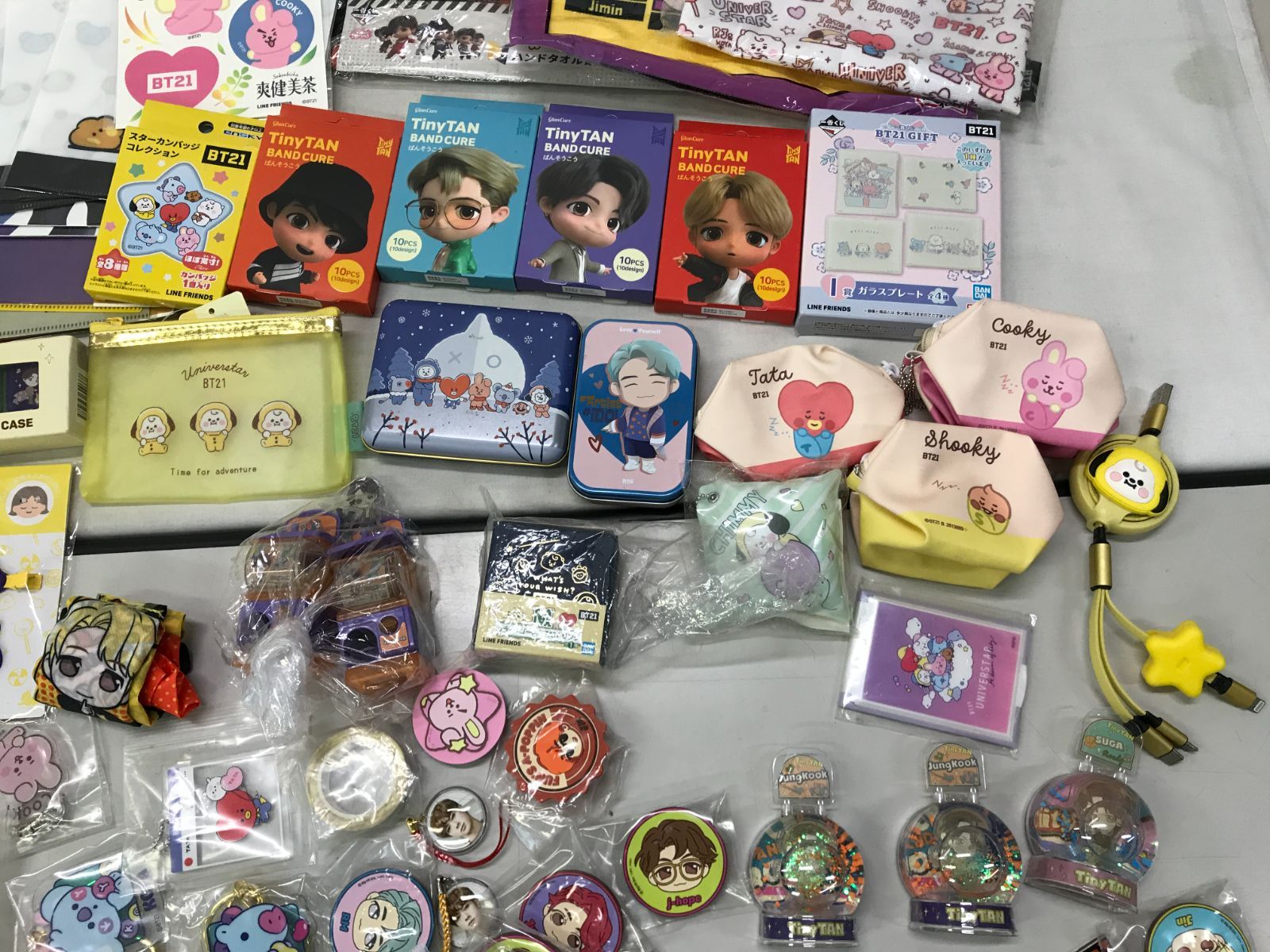 BTS JHOPE チョンホソク TinyTAN BT21 MANG まとめ売り - メルカリ