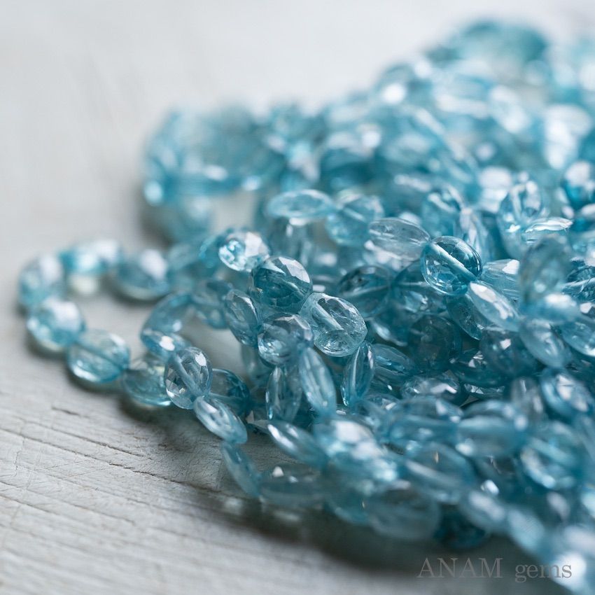 反物 伊と幸 承華縮緬 染め 銀通し 承華縮緬 波紋様 | 絹の白生地 伊と幸