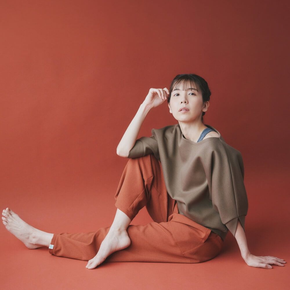 ヨガトップス テジャス