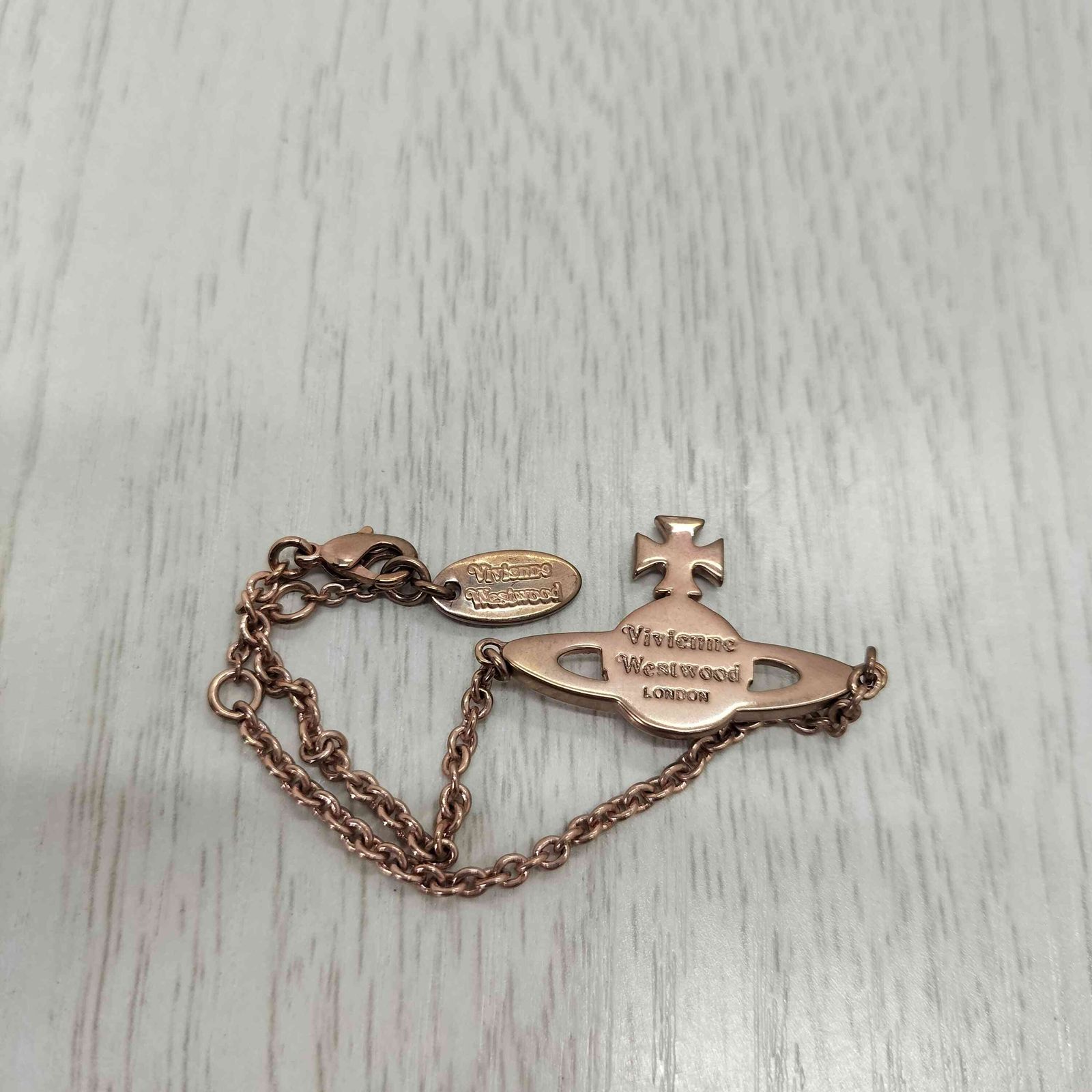 ヴィヴィアンウエストウッド Vivienne Westwood オーブライン