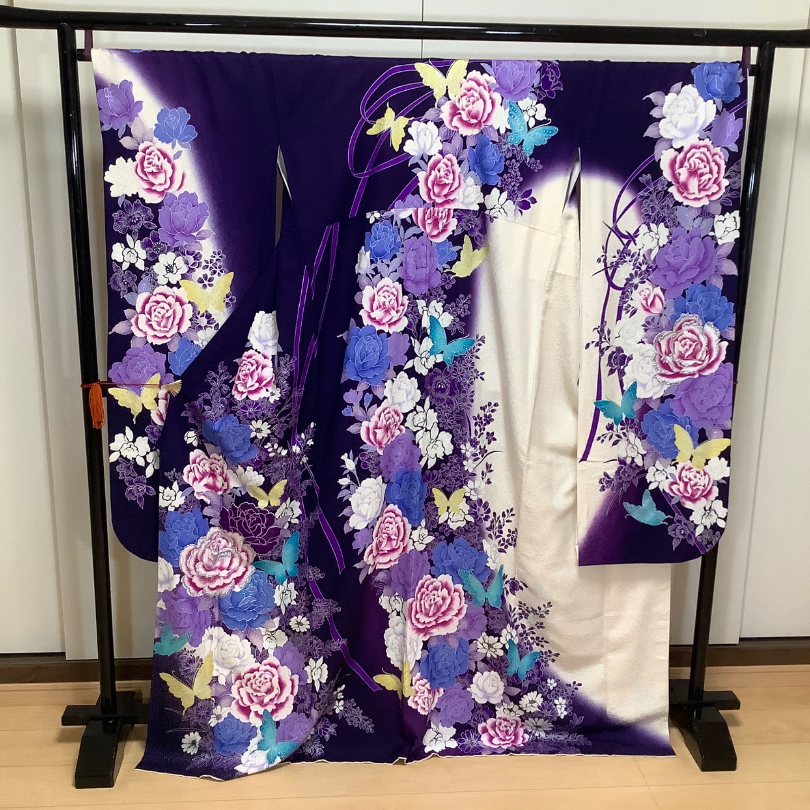 平和屋本店○色打掛 和装 婚礼 結婚式 花嫁 神社挙式 チューリップ 舞