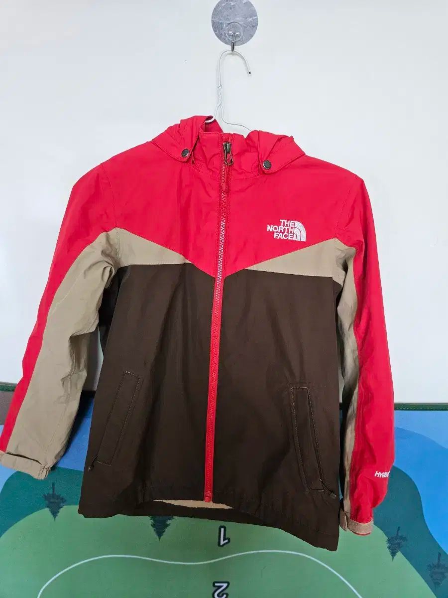THE NORTH FACE ジャケット　130 アウター　新品未使用 トゥイーン THE NORTH FACE(ザノースフェイス) ジャケット 130