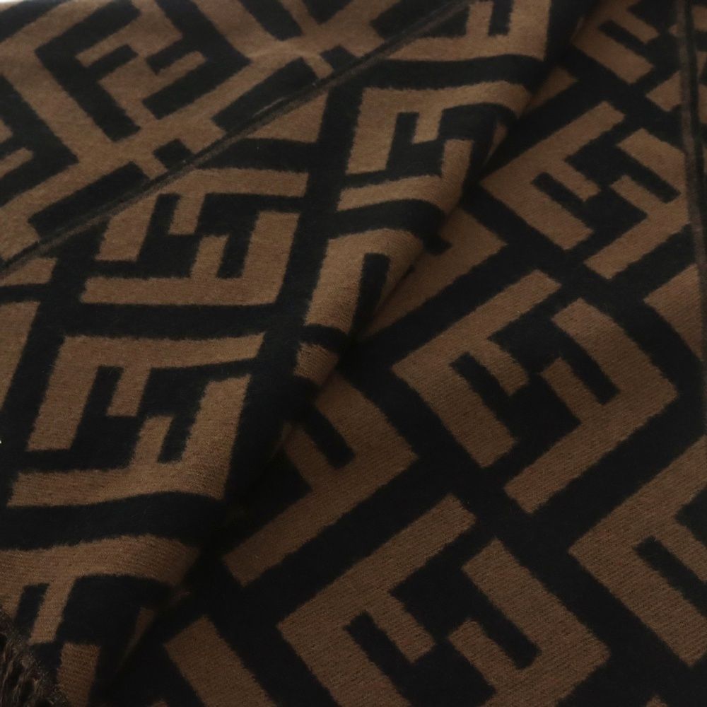 FENDI/ズッカ柄マフラー /ベージュ×ブラック 楽天市場】フェンディ ズッカ柄 マフラー ウール/アクリル