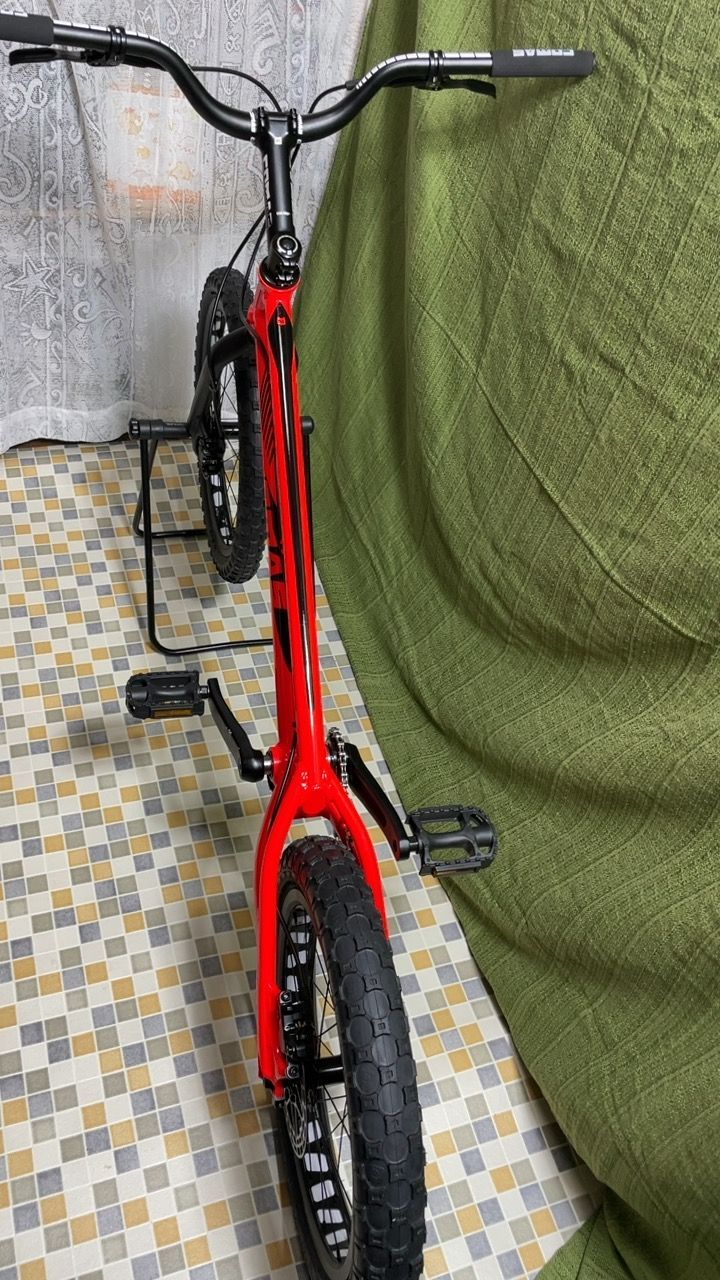 バイクトライアル完成車 Comas Entry PRO ,20ｲﾝﾁ オレンジ（新品）【1