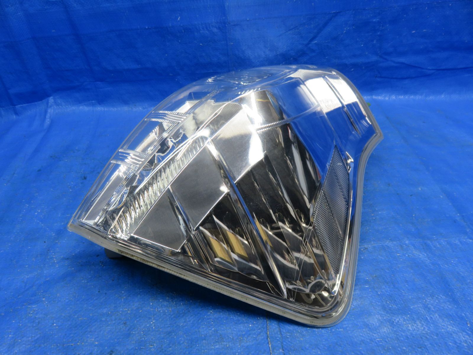 トヨタ純正プリウスα 左テールランプ　STANLEY47-46 Yahoo!オークション -「stanley 47-46」(自動車、オートバイ) の