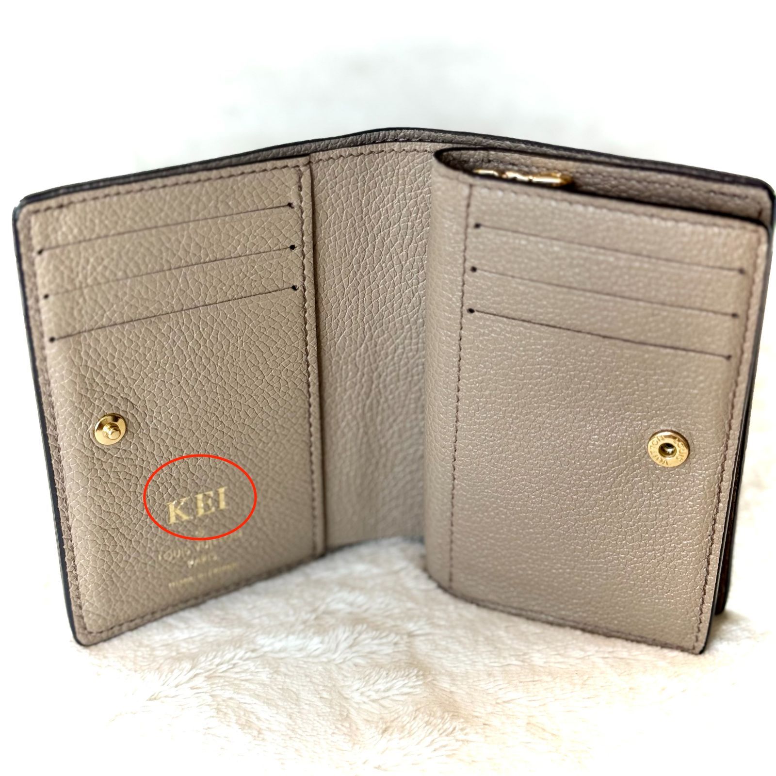 美品】LOUIS VUITTON ルイヴィトン M82370 財布 二つ折り