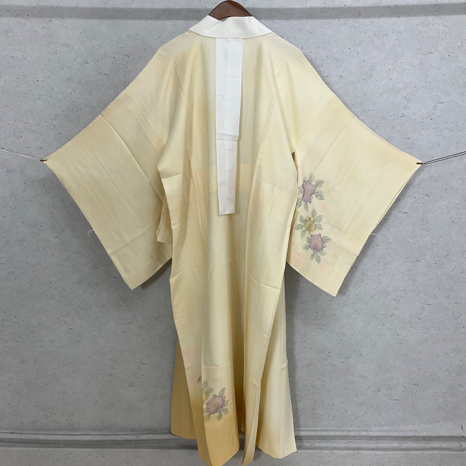 kimono+one◇未使用同然◇長襦袢◇友禅◇仕付け糸付き◇袷◇袖無双◇裄