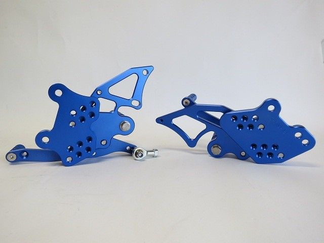 欠品あり yzf-r25|r3 r25 r3 2025 以降 mt-25 mt-03 2025 以降 バックステップ CNC 青