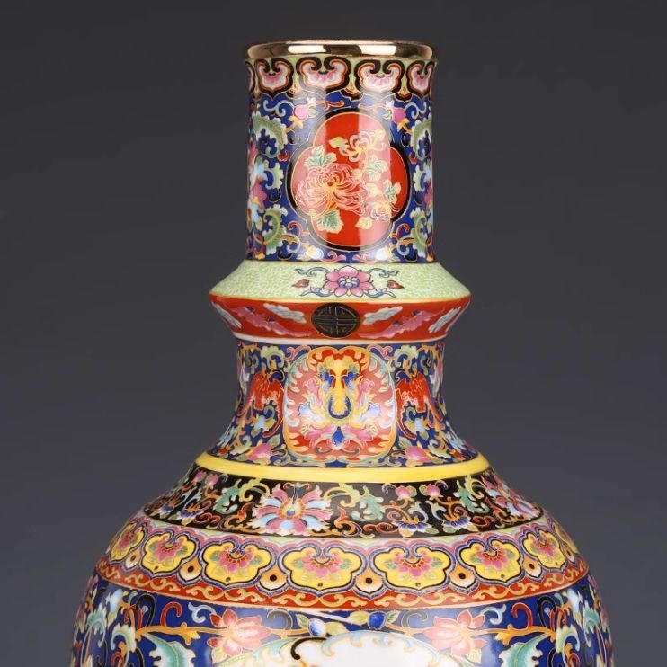 三連底款 琺瑯彩タンカ盤 陶磁器 現代工芸品 美術品 装飾品