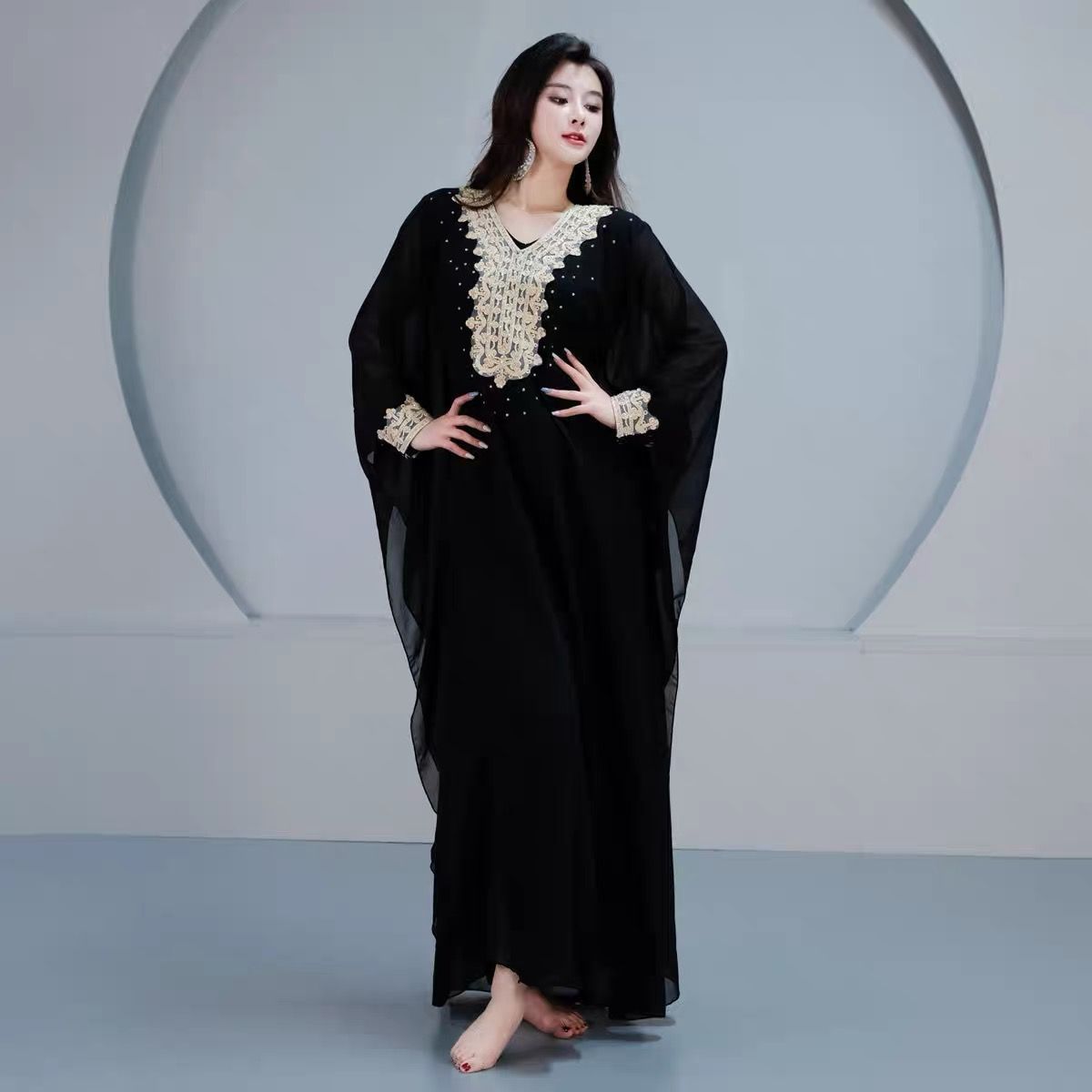 新品未使用 新作 ハリージー ドレス ベリーダンス 競技会用 演技用 広袖 Khaleegy 競技ダンス衣装 パフォーマンスウェア【4カラー選択可能】