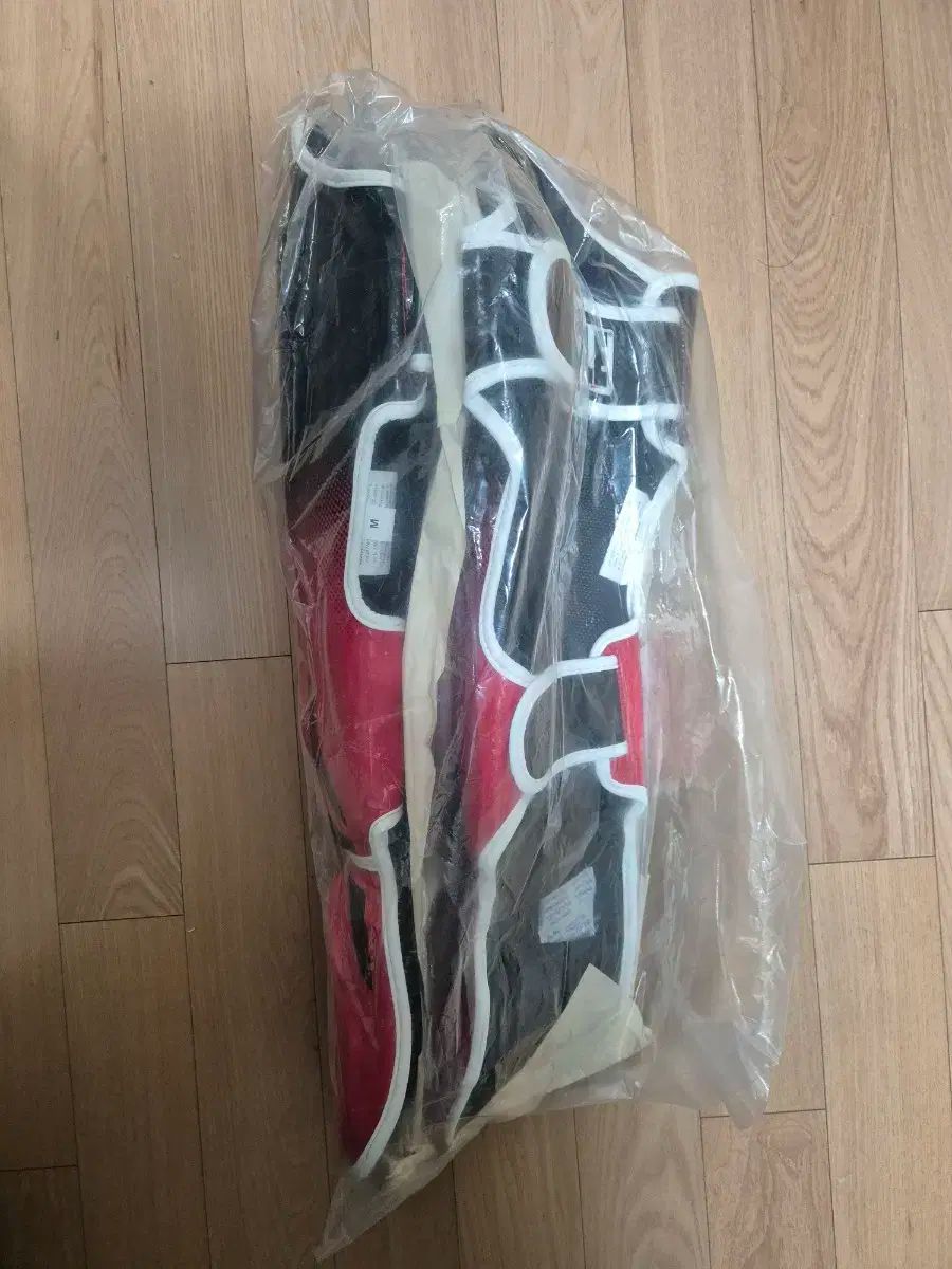 Titleist MMA シンガード