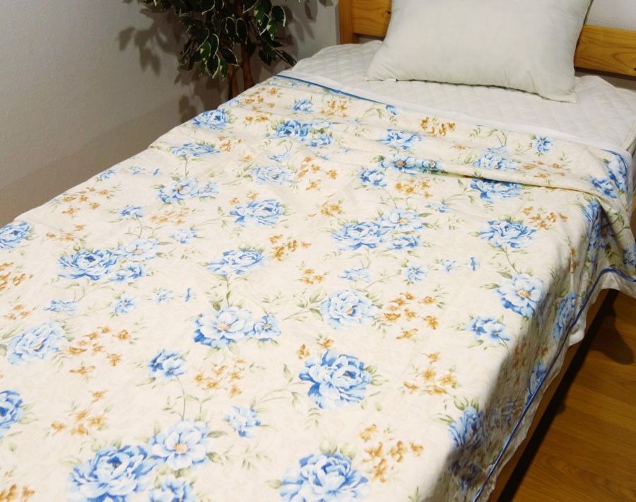 シングルサイズ 約１４０×190cm 綿毛布 花柄（アウトレット新品