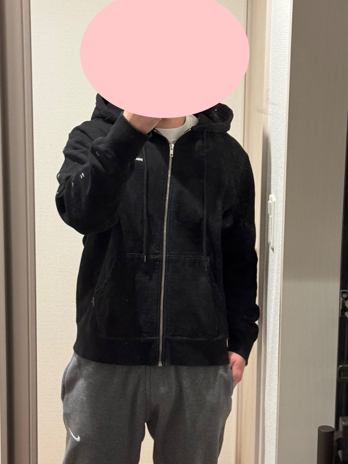 thisisneverthat パーカー INTL. Logo Zip Up Hoodie メンズ