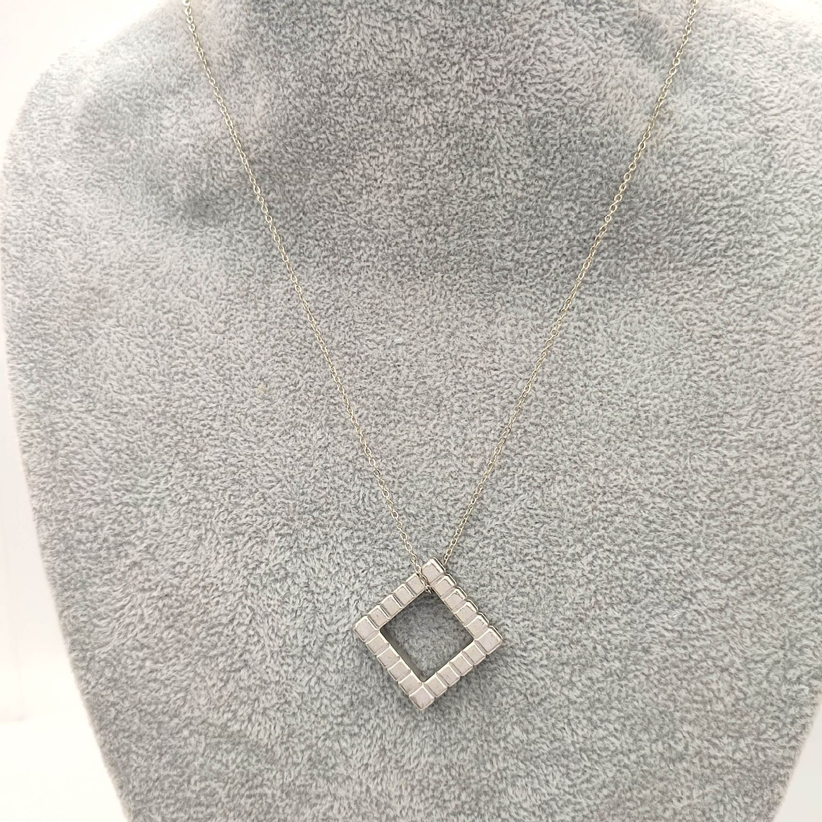 【美品】Chopard チャーム キーホルダートップのみ 925 スクエア 美品】Chopard ショパール スクエアチャームネックレス