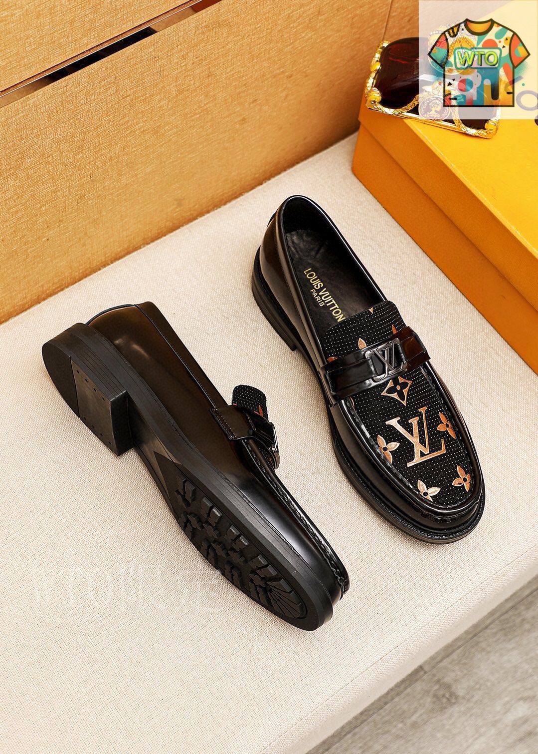 新品未使用　ルイヴィトン　バーガンディ レザーシューズ LOUIS VUITTON ルイ・ヴィトン カジュアルレザーシューズ08-1