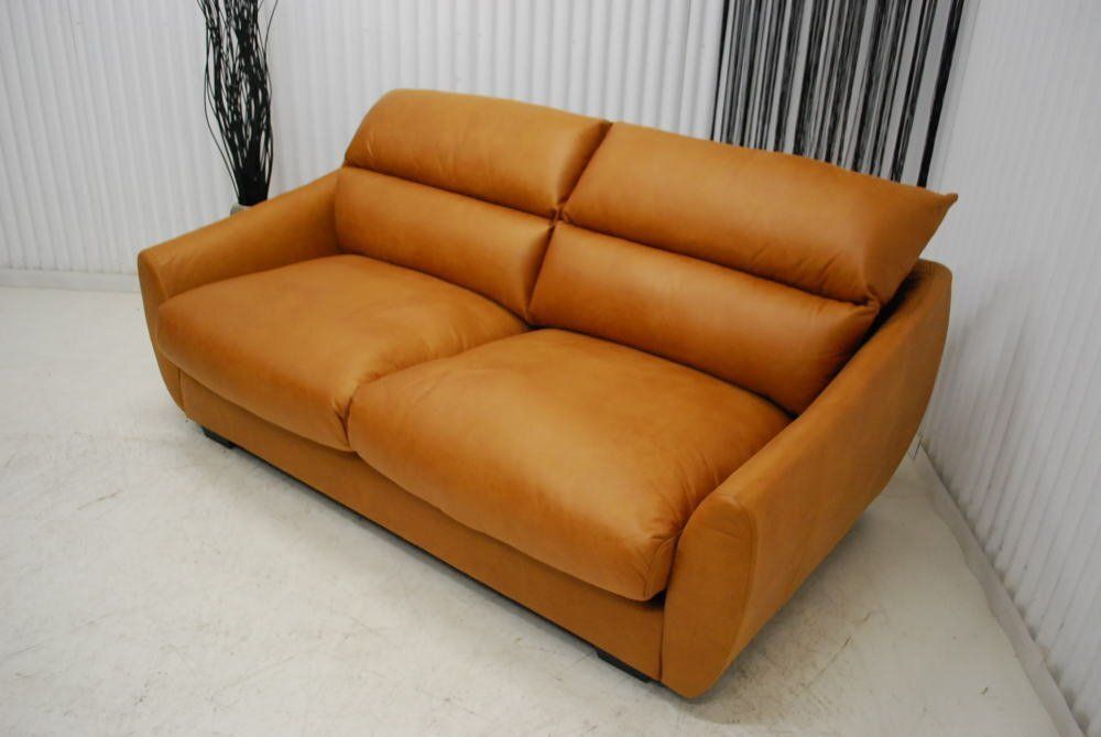 キャメルブラウン