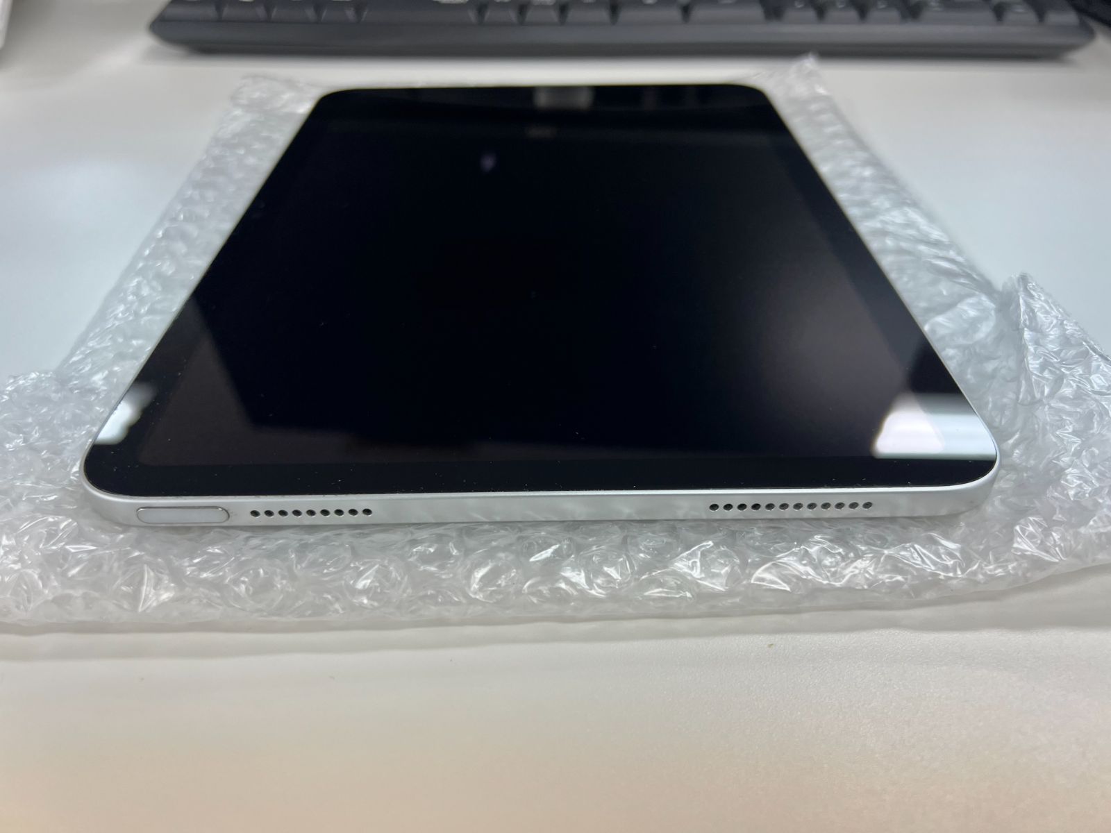 Apple iPad第10世代シルバー 本体 64GB ジャンク品