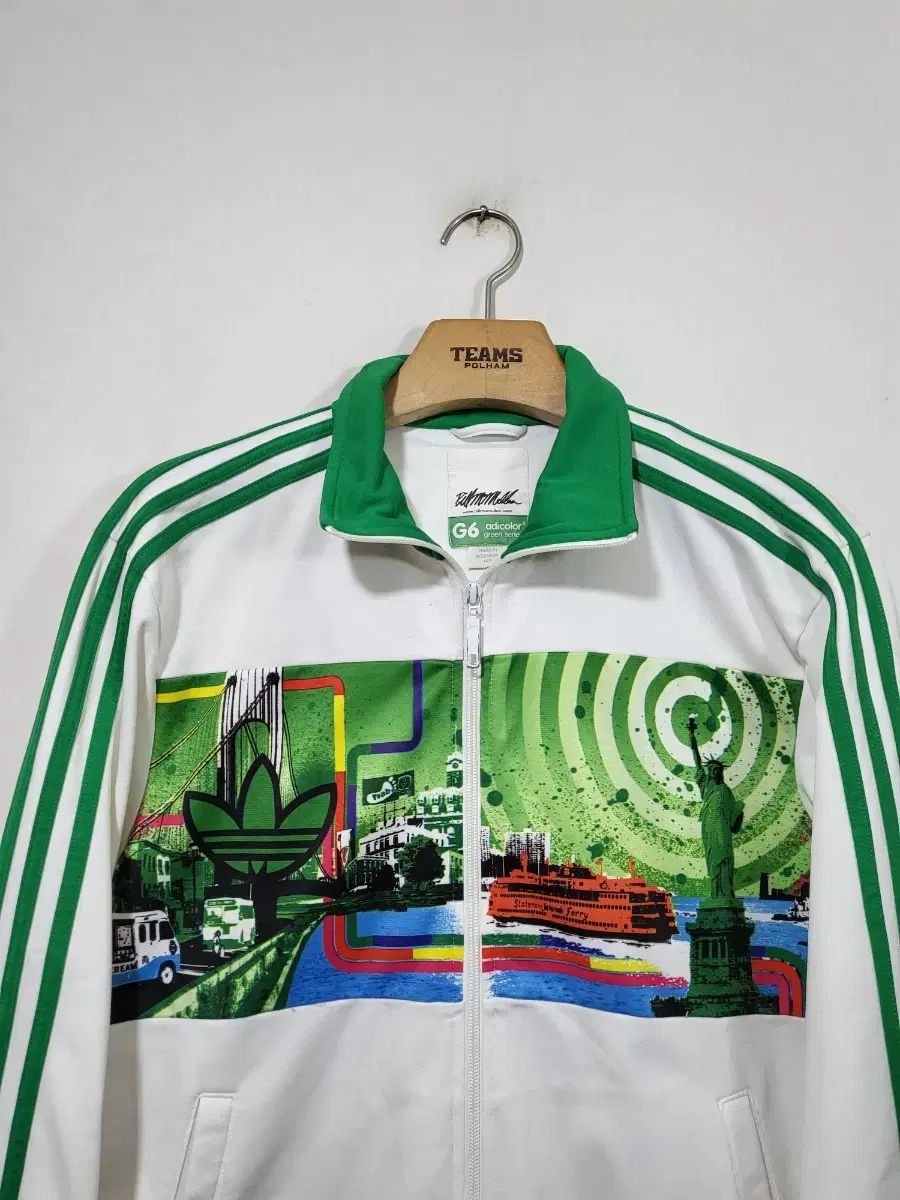 adidas アディダス