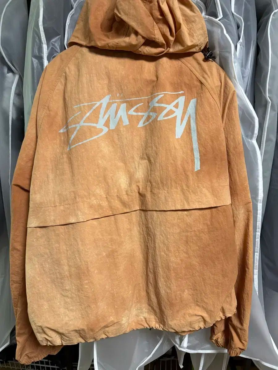 STUSSY(ステューシー) ビーチシェル ジャケット オレンジ 出品