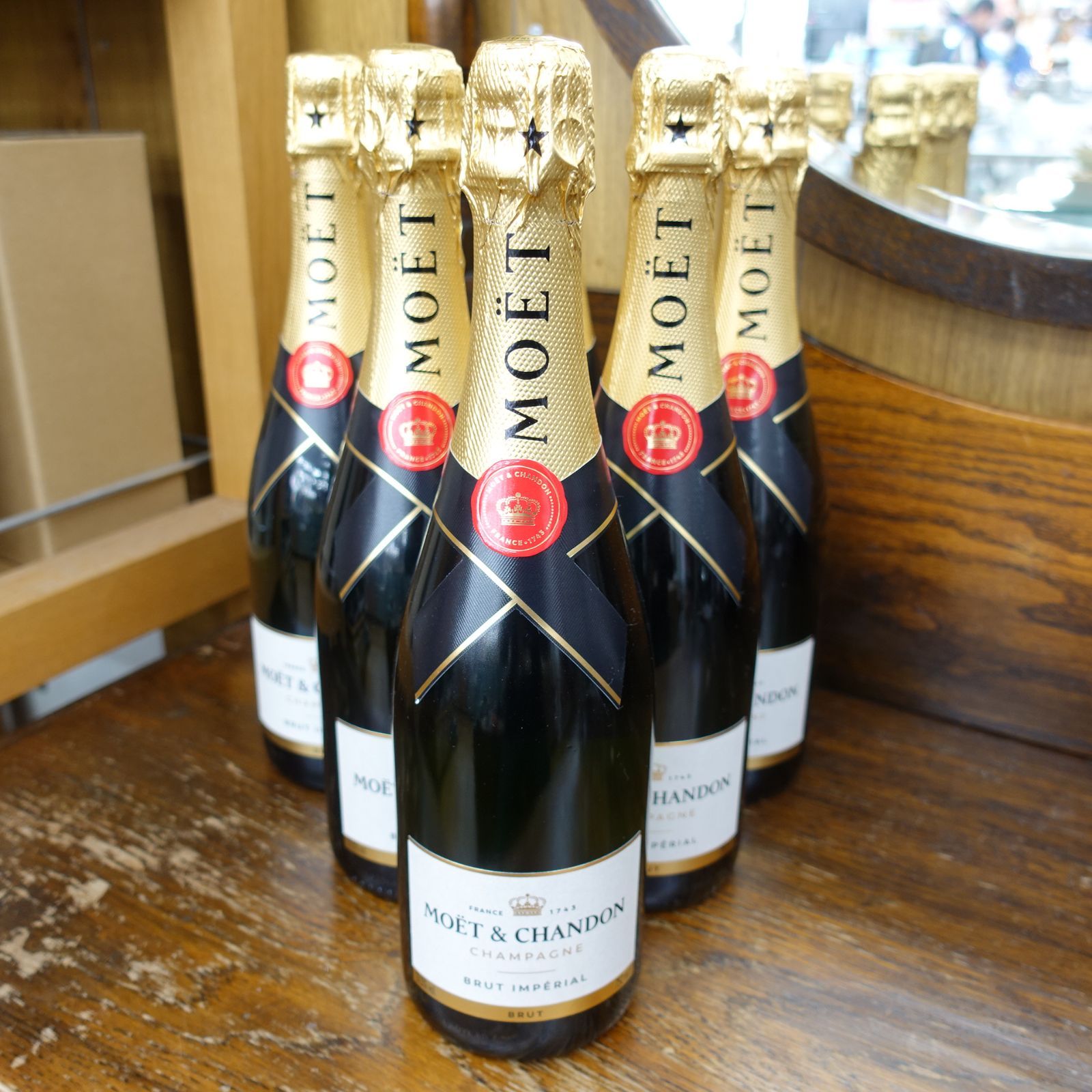 Moet et Chandon モエ エ シャンドン アンペリアル ブリュット 箱なし 750ml×6本 エキスパート藤沢辻堂店