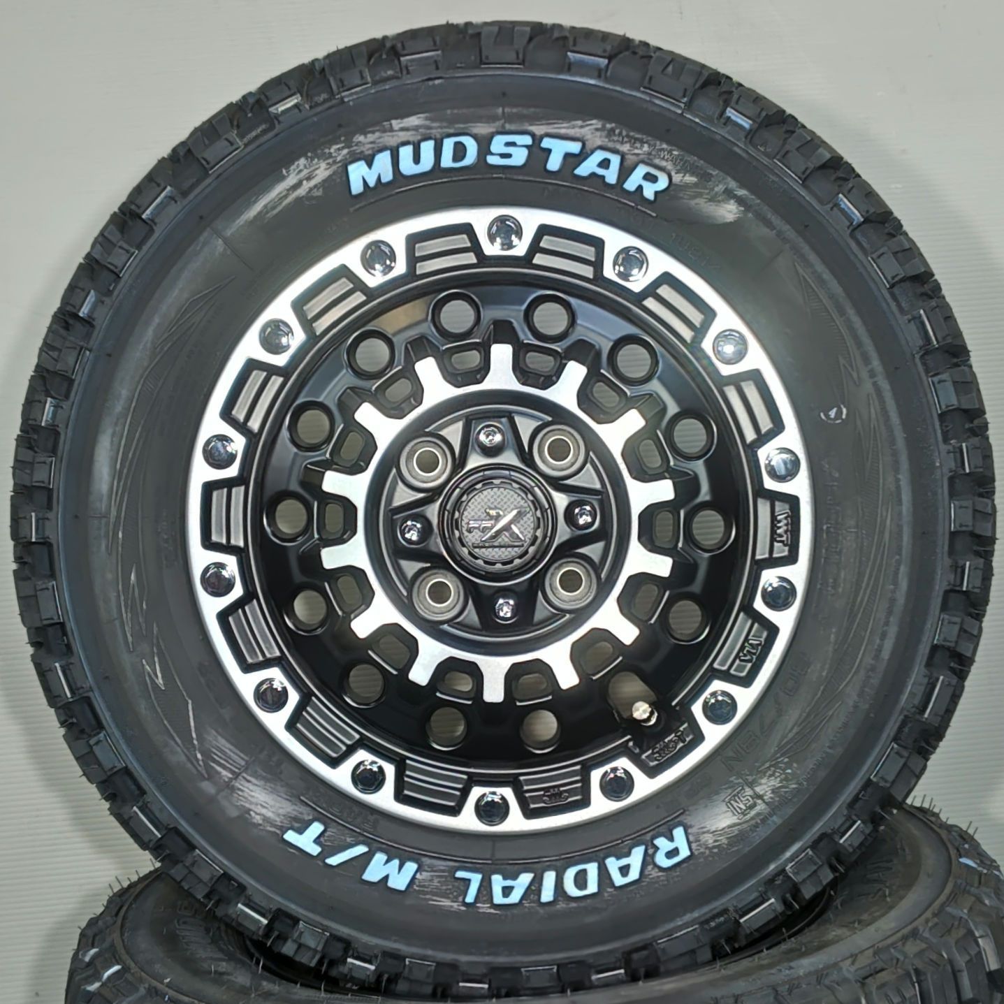 軽貨物用12インチ夏タイヤセット PPX