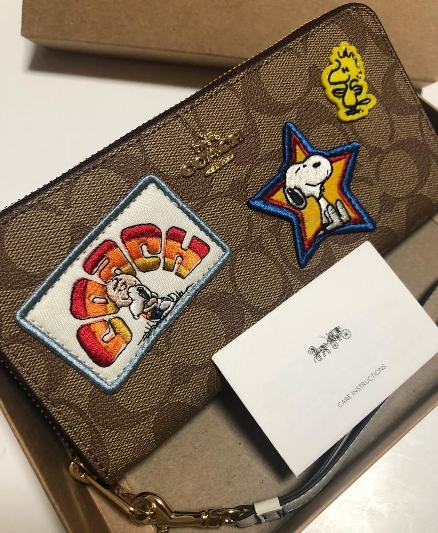 COACH コーチ 新品 スヌーピー 長財布 レディース 小物 財布 087