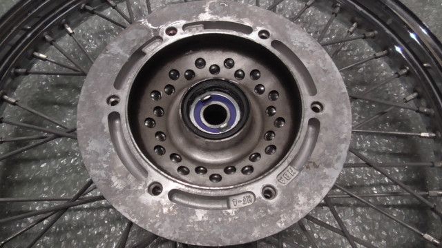 VT400S NC46 の フロントホイール 1758861088