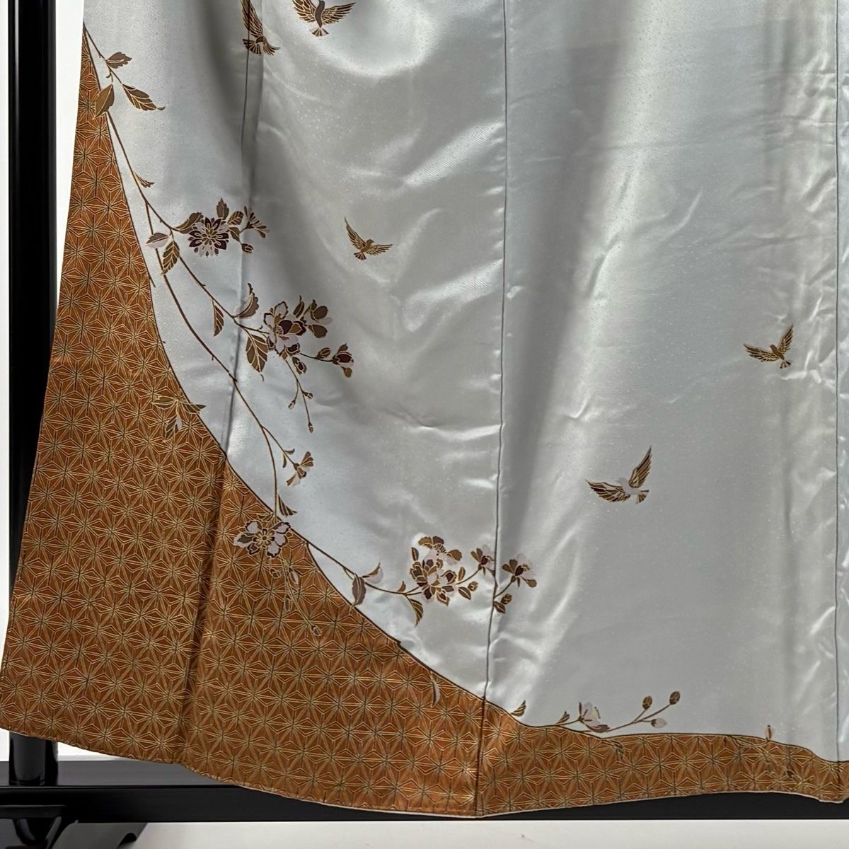 訪問着 身丈157cm 裄丈66cm M 袷 斉藤三才 落款 鳥 草花 金彩 ぼかし 灰色 正絹 秀品