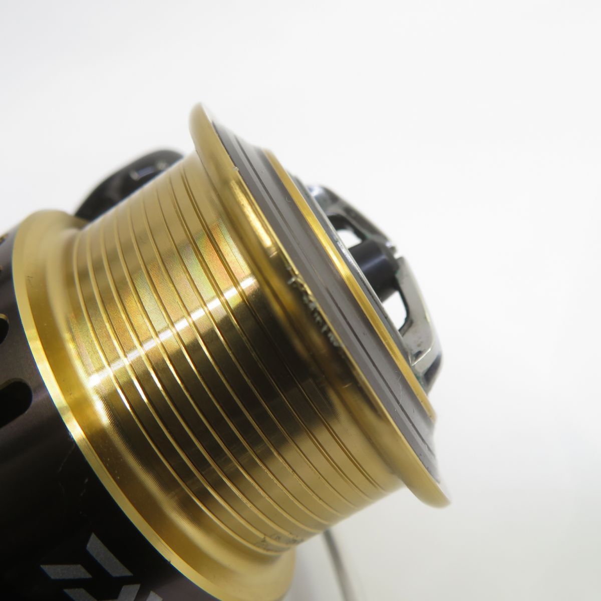 DAIWA ダイワ 21 THEORY セオリー 2506H スピニングリール 本体