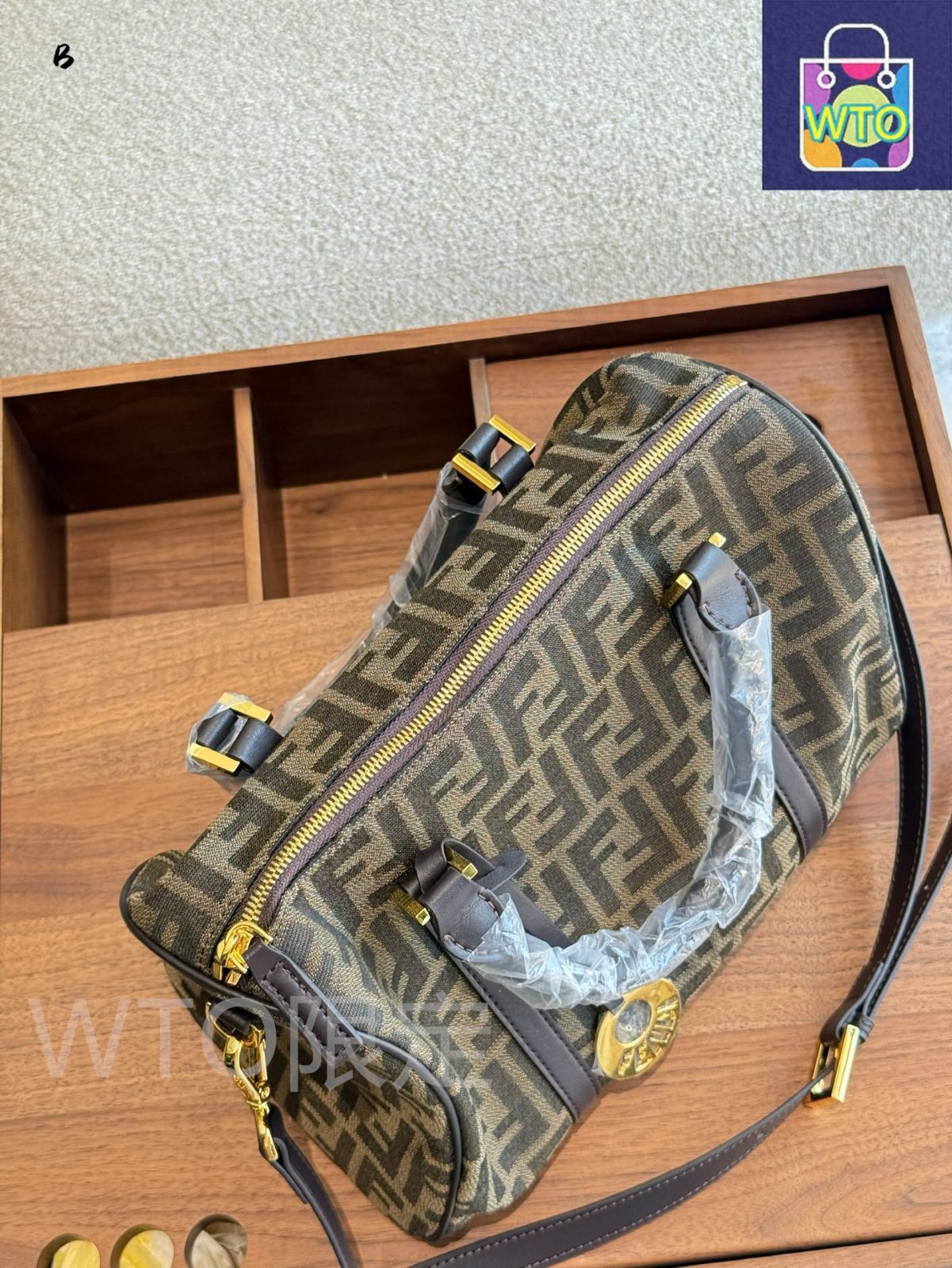 今日特価】Fendi フェンディ ヴィンテージモノグラム ピロー