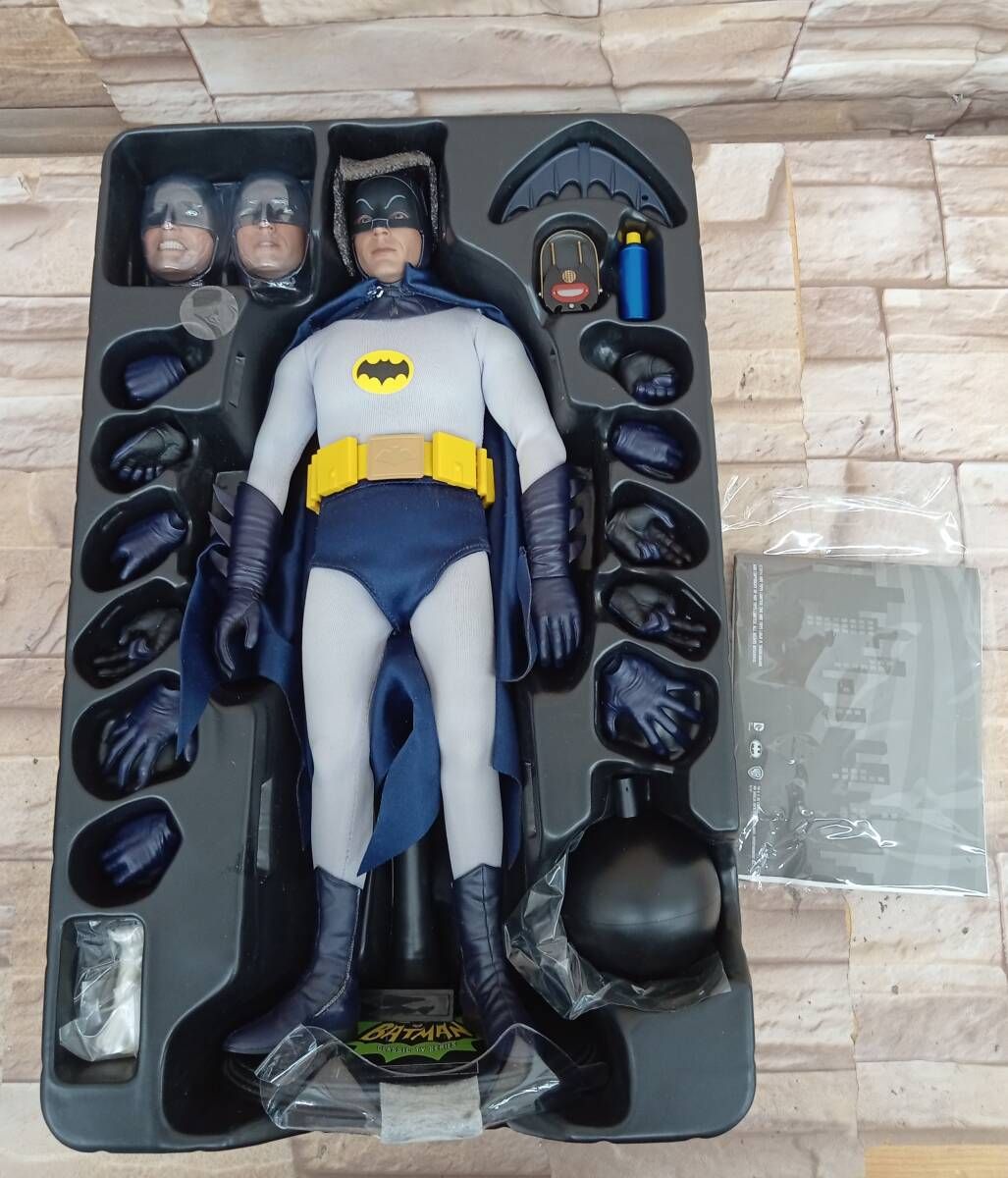 Hot Toys ロビン 1966年 「バットマン オリジナル・ムービー