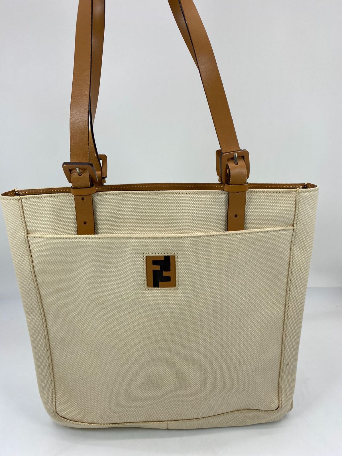 FENDI フェンディ ショルダーバッグ FFロゴ キャンバス 管理番号：6444 FENDI フェンディ ショルダーバッグ FFロゴ キャンバス 管理番号：6444